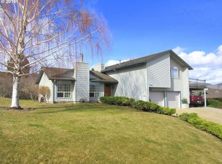 714 Highland Dr, La Grande, OR 97850