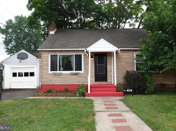 412 N Ambler St, Quakertown, PA 18951