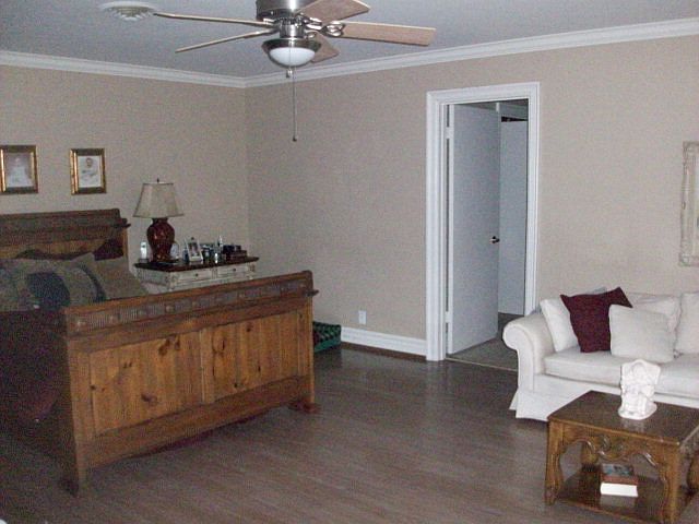 2nd image of 1401 W Pine Ave