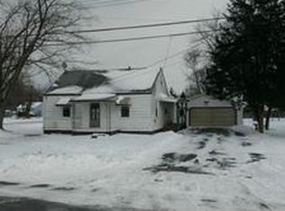 1922 Leland Rd, Smiths Creek, MI 48074