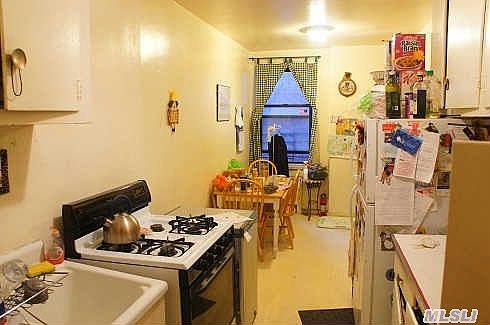 2nd image of 14460 Sanford Ave #41