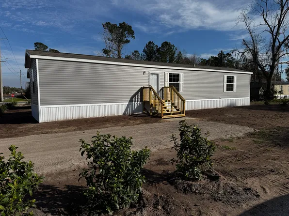 1116 NE Washington St, Lake City, FL 32055