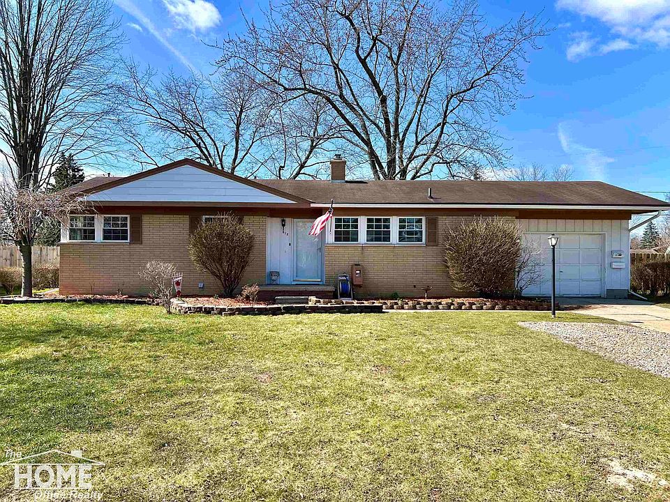 1st image of 813 Huntington Dr