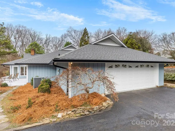 3623 E Club Colony Dr, Gastonia, NC 28056