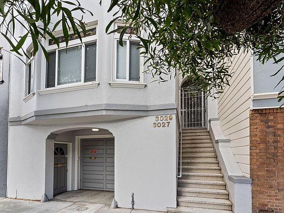 2nd image of 3029 Franklin St #3029
