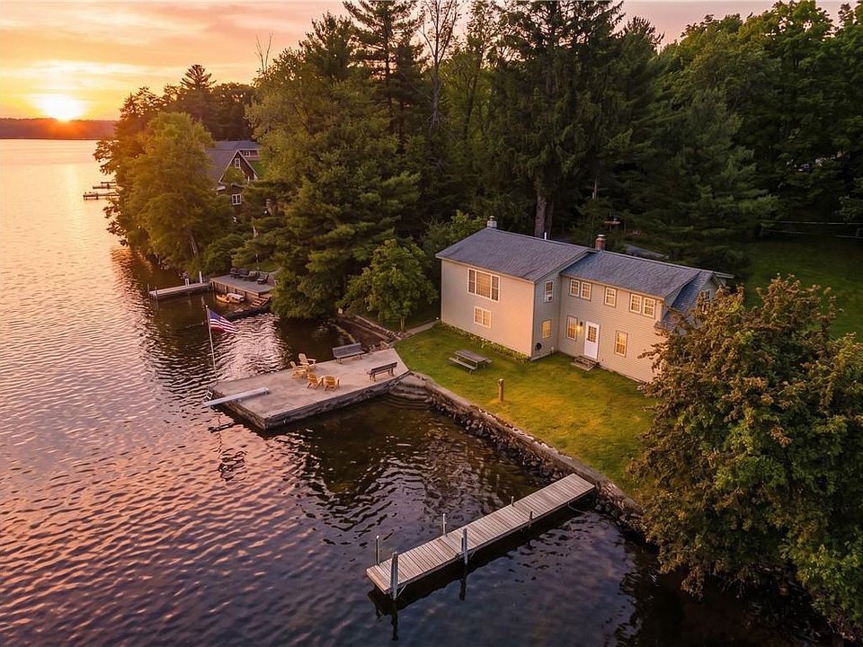 1st image of 585 Reservoir Rd