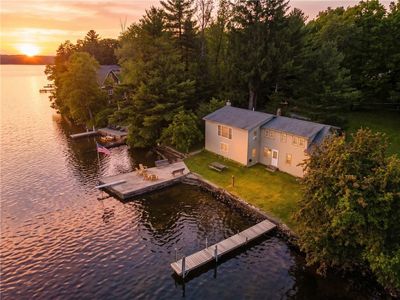 585 Reservoir Rd, Pascoag, RI, 02859
