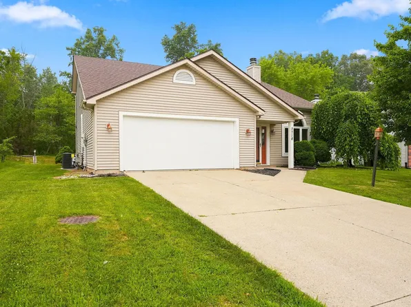 7718 Currie Hill Ct, Fort Wayne, IN 46804
