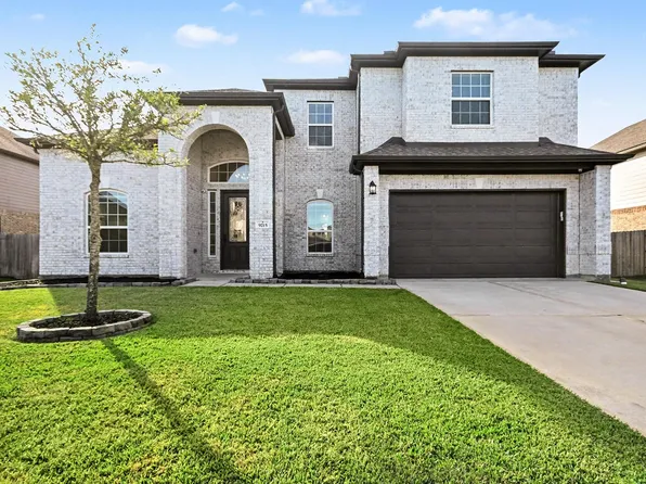 9215 Joe Louis Dr, Mont Belvieu, TX 77523