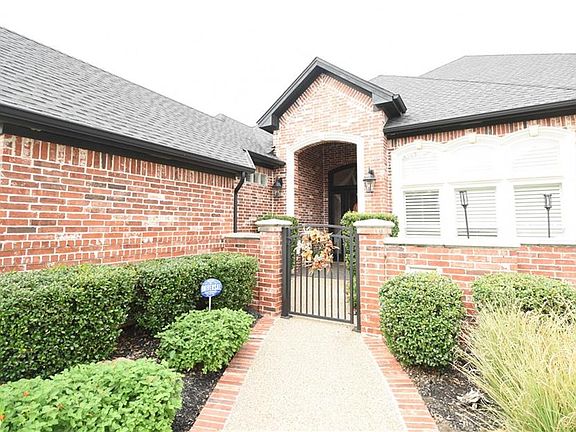 2nd image of 4200 Bluff View Dr