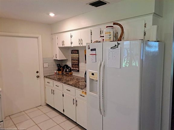 3rd image of 2717 Queenswood Dr