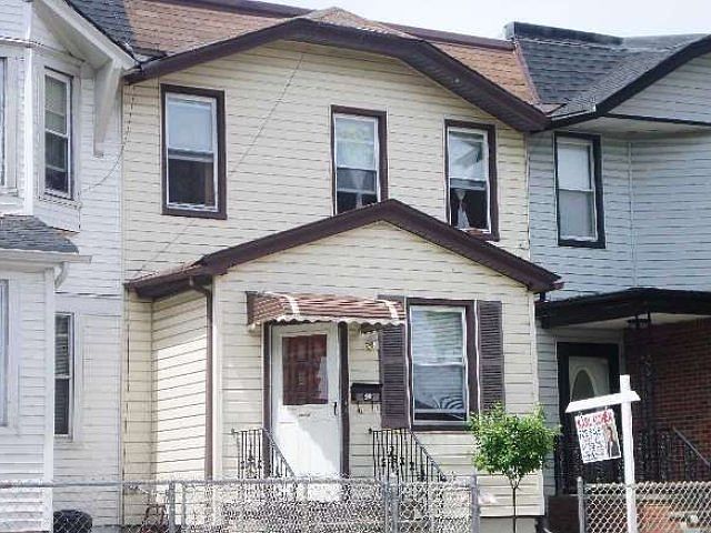 2nd image of 10704 111th St