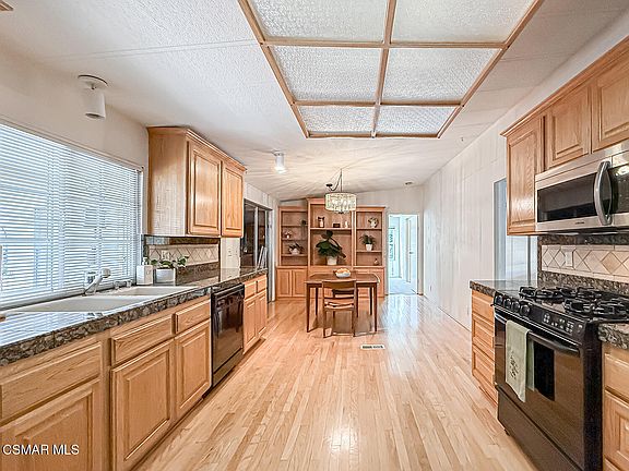 5th image of 115 Comanche Way #73