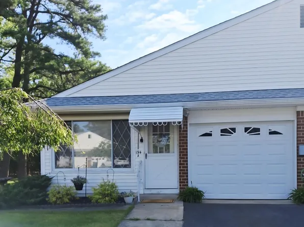 194 Laurel Drive #A, Whiting, NJ 08759