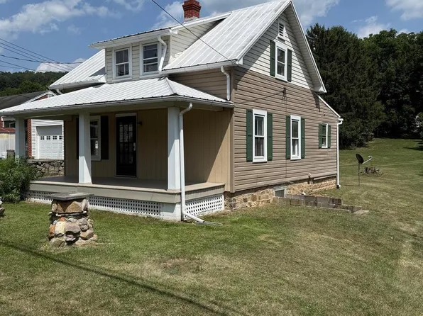 9410 Tomstown Rd, Waynesboro, PA 17268