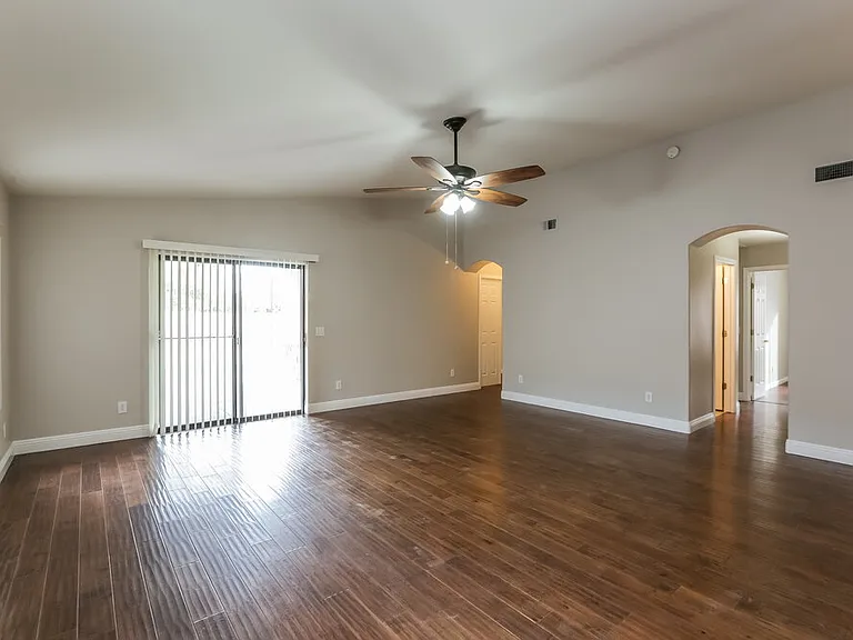 17811 N 41st Pl — Photo 3
