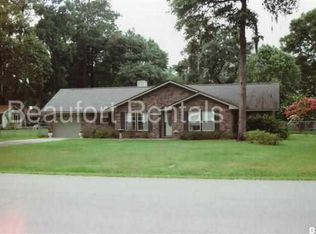6029 Creek Rd, Beaufort, SC 29906
