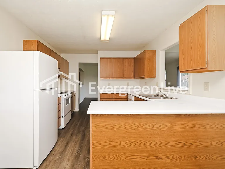 6705 Shull Rd — Photo 7