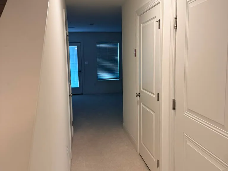 105 Larrabee Way — Photo 3