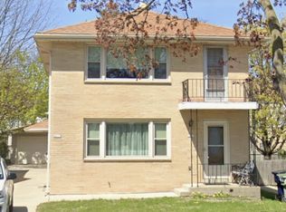 2611 S 68th St #11, Milwaukee, WI 53219