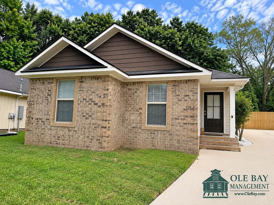 18 Breydon Ct