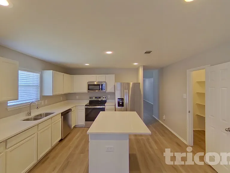 400 Blue Sage Dr — Photo 7