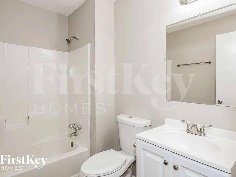 125 Creekview Dr — Photo 16