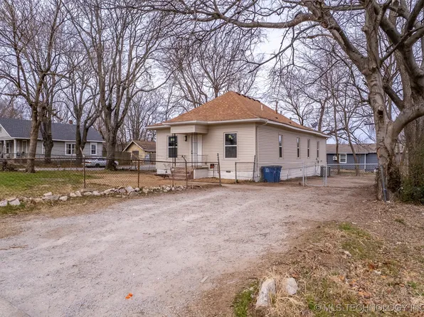 1017 W Newton St, Tulsa, OK 74127