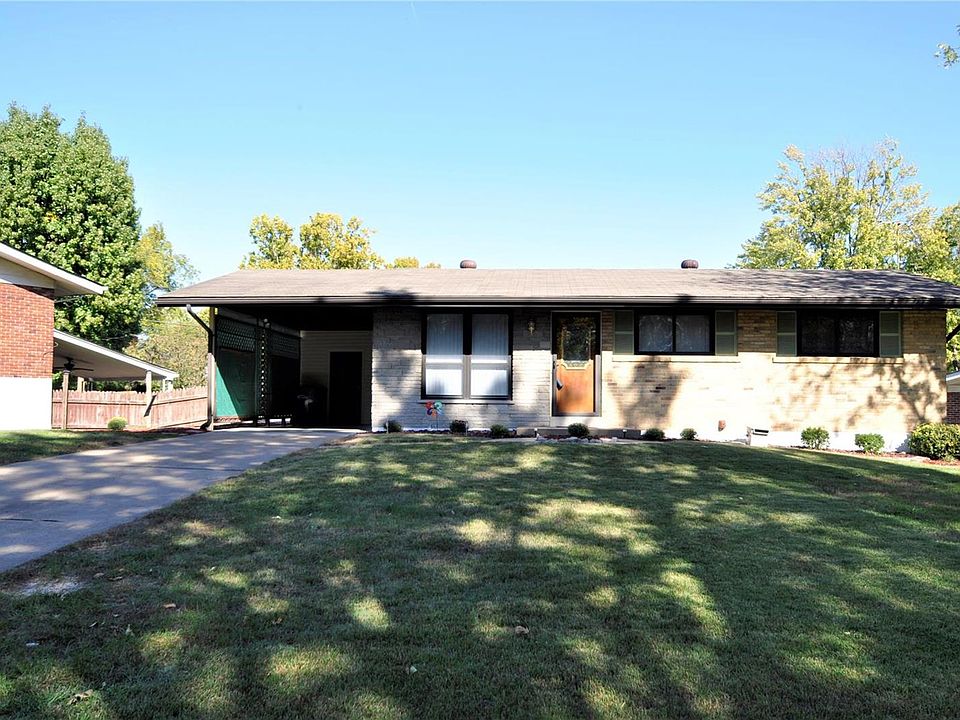 1st image of 761 Peace Haven Dr