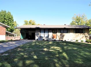 761 Peace Haven Dr, Saint Louis, MO 63125