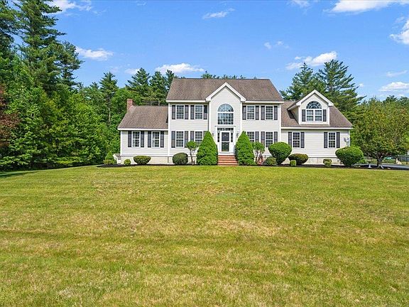 2nd image of 55 Buckingham Drive