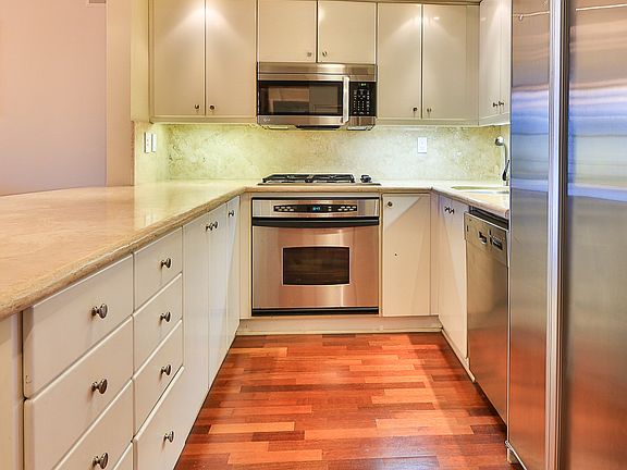 3rd image of 500 W Harbor Dr Unit 1111