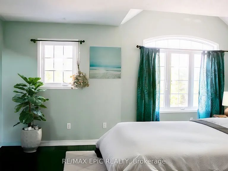 45 Golden Meadow Dr — Photo 9