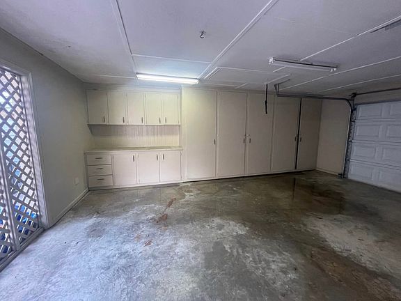5th image of 1003 Rue De Pierre