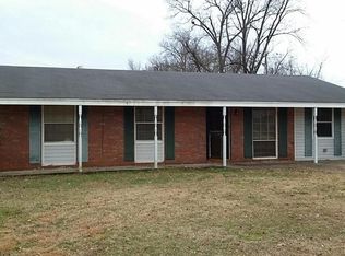 1104 E 9th St, Russellville, AR 72801