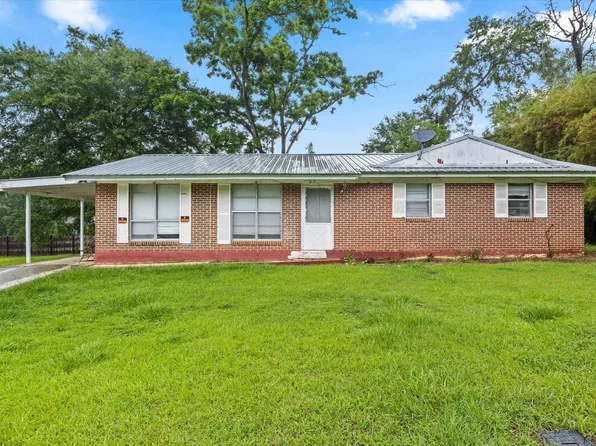 310 Bay St, Quincy, FL 32351