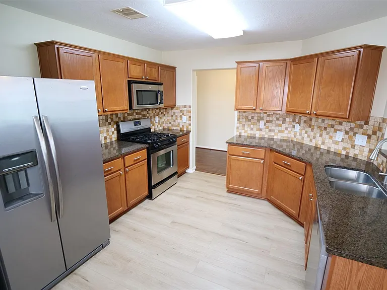 24731 Cobble Canyon Ln — Photo 10