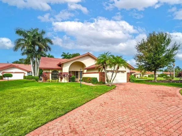 581 Country Walk CT, NAPLES, FL 34104