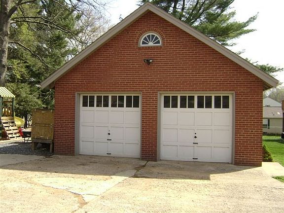 2 Car Garage