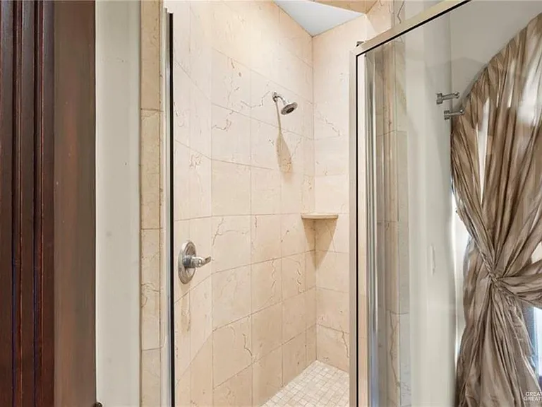 4202 San Efrain — Photo 21
