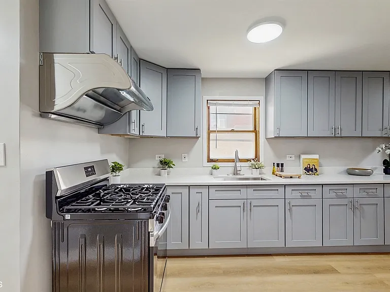 2701 S Hillock Ave #1 — Photo 5