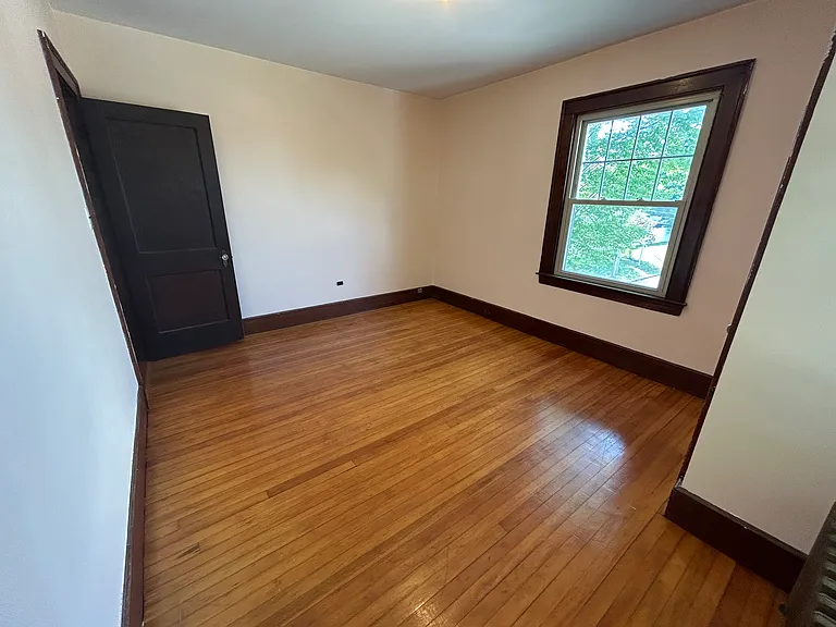 124 Main St #2 — Photo 7