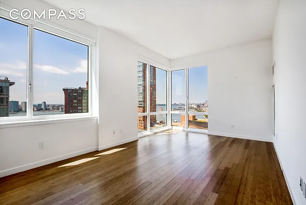 Rented by Compass | media 7