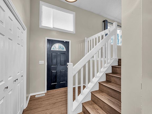 4th image of 1613 E Brendonwood Rd