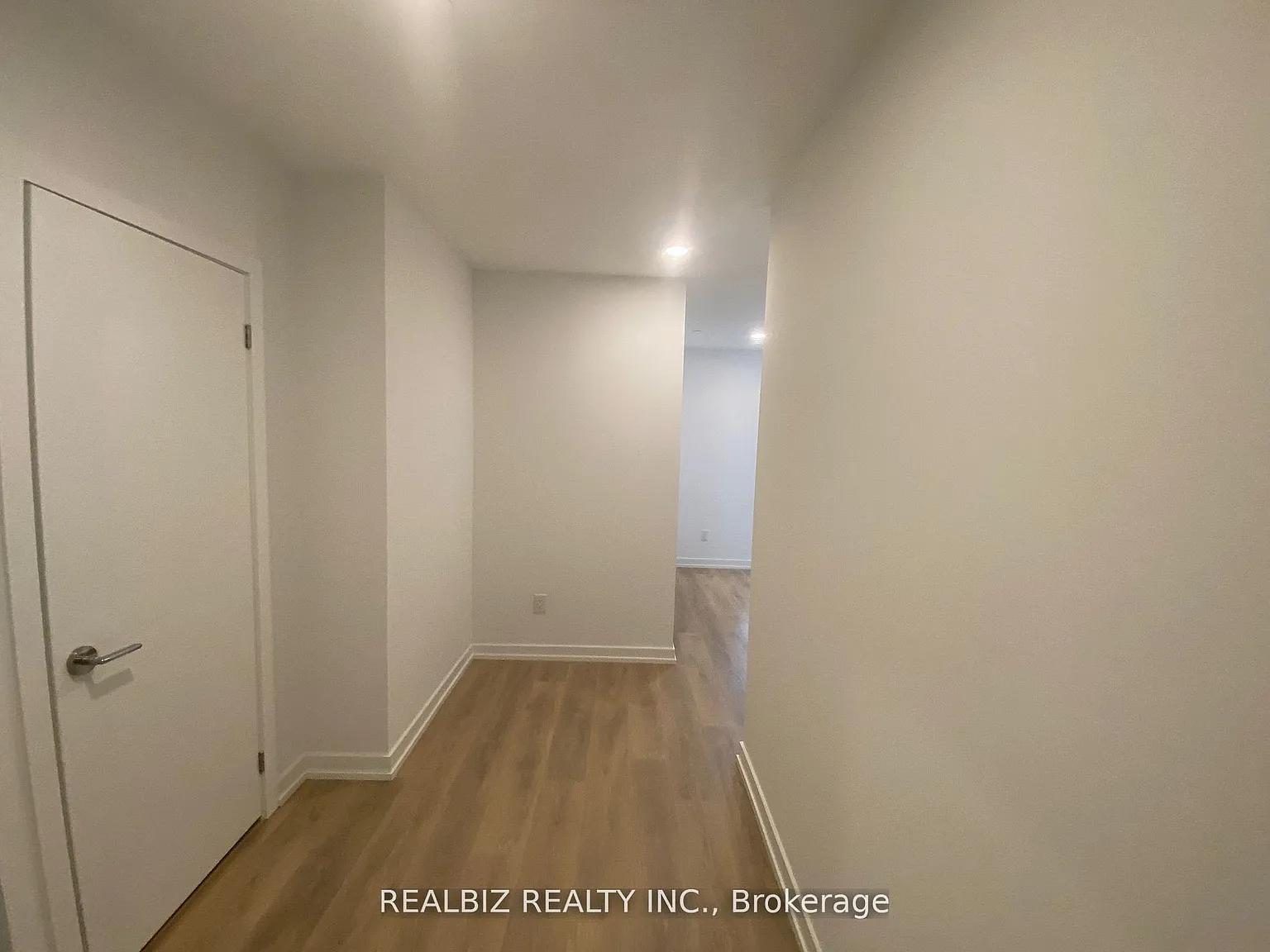 2 bed, $2,599 — Photo 4
