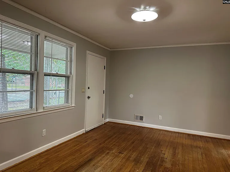 1707 Northland Dr — Photo 9