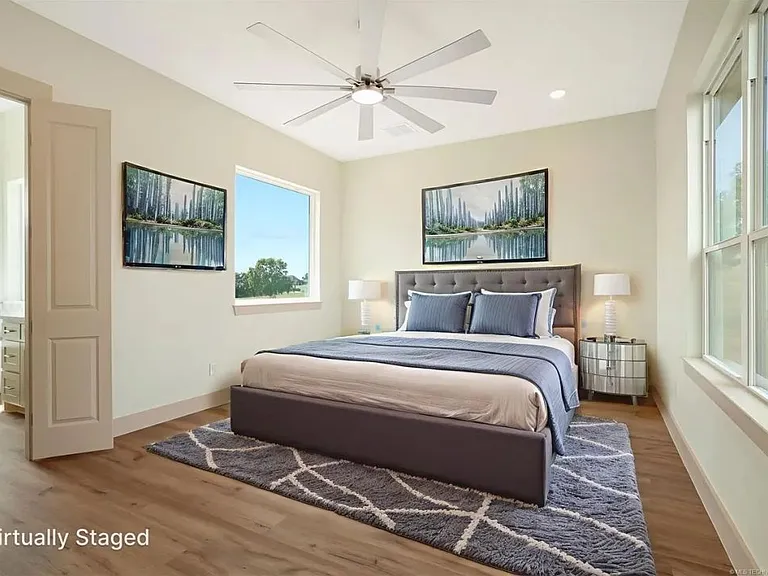 211 Vaughn Ln — Photo 21