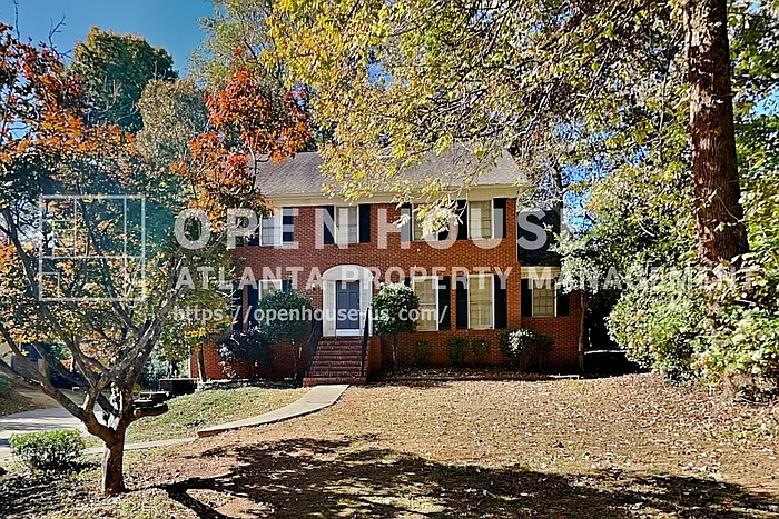 4 bed, 2.5 bath, 3048 sqft, $2,740 — Photo 1