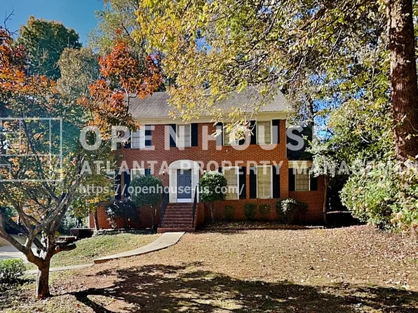 143 N Lakeside Dr NW, Kennesaw, GA 30144