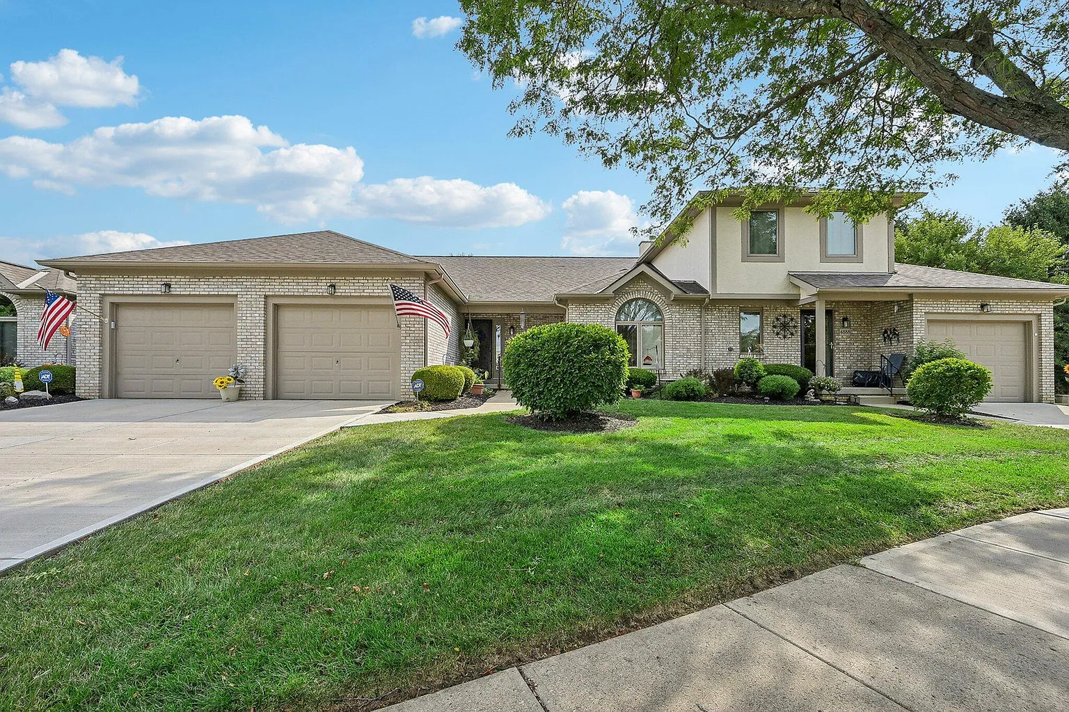 4884 Bay Grove Ct photo 1